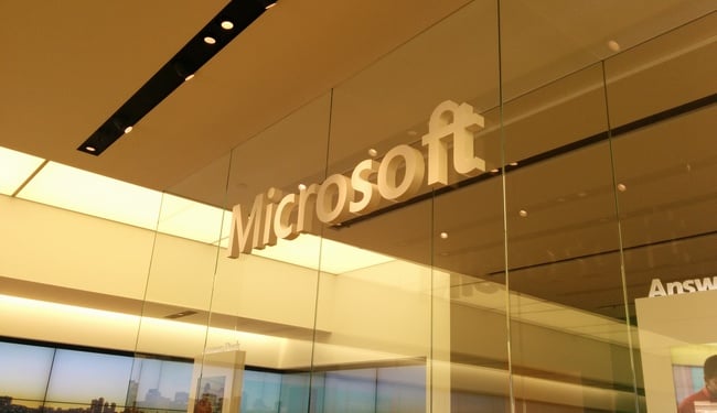 Microsoft: Οικονομικά αποτελέσματα με αυξημένες πωλήσεις για Surface και Windows Phone
