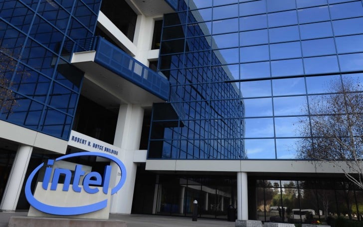 Η Intel κατηγορεί τη Qualcomm για κατάχρηση της μονοπωλιακής της θέσης