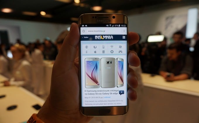Η Samsung σχεδιάζει να τριπλασιάσει την παραγωγή του Galaxy S6 edge