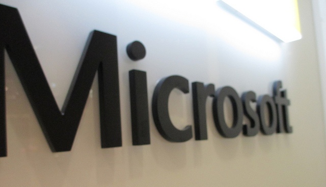 Πολύ μεγαλύτερη αυτονομία στα smartphones υπόσχεται η Microsoft