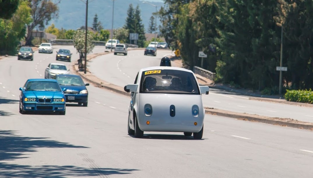 Τα αυτοοδηγούμενα οχήματα της Google στους δρόμους της Καλιφόρνια