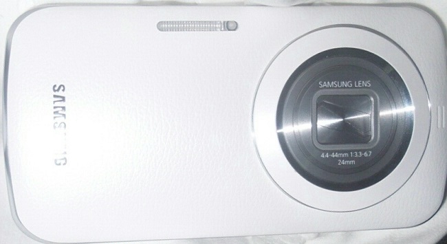 Υποτίθεται ότι αυτό είναι το Samsung Galaxy K (S5) Zoom