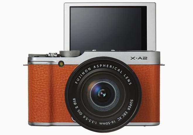 Νέα X-A2 mirroless κάμερα από τη Fujifilm με αναστρεφόμενη οθόνη για selfies