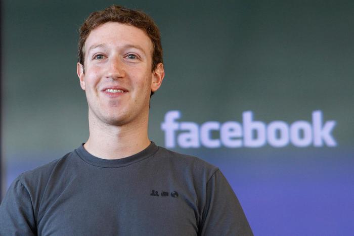 Zuckerberg: Νέο «όπλο» κατά των ψευδών ειδήσεων στο Facebook