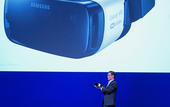 Νέα βελτιωμένη έκδοση του Gear VR ανακοίνωσε η Samsung