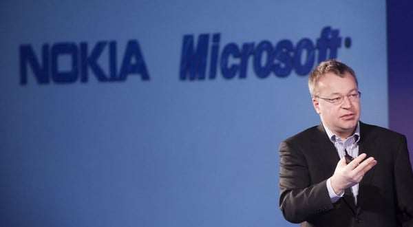 Ο S. Elop κοντά στη θέση του επικεφαλής των τμημάτων παιχνιδιών και ψυχαγωγίας της Microsoft