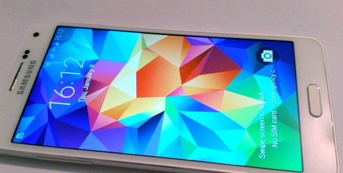 Διέρρευσαν φωτογραφίες του Samsung Galaxy A5 (SM-A500)