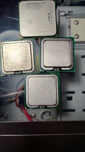 Retro CPU και CPU coolers.