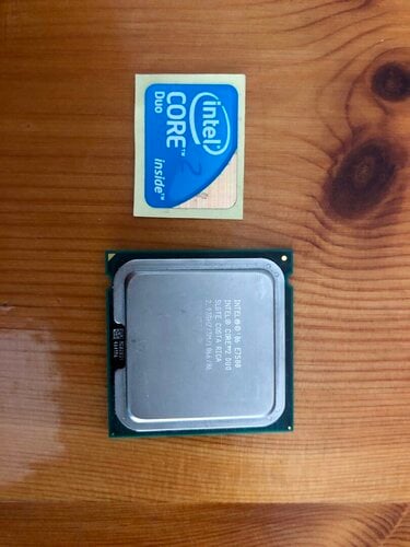 CPU Intel Core 2 Duo E7500 2.93GHz/3M/1066 LGA775 με το αυθεντικό αυτοκόλλητο