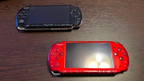 PSP 3004 Red & Piano Black