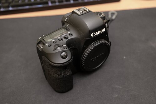 Canon EOS 6D Mark II Άψογη