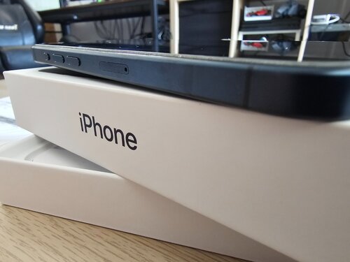 Apple iPhone 15 Pro (Μπλε Τιτάνιο/256 GB)