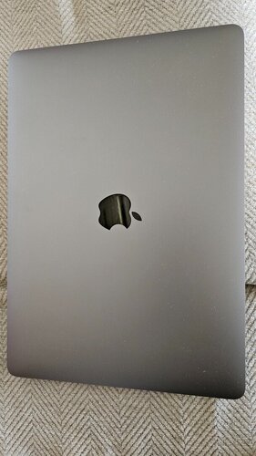 MacBook air M1/16/256ssf