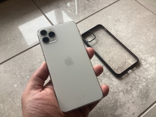 Apple iPhone 11 Pro (Ασημί/64 GB)