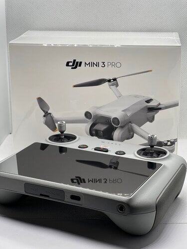 DJI Mini 3 Pro (RC) - (ΣΦΡΑΓΙΣΜΕΝΟ) + Κάρτα μνήμης + Θήκη μεταφοράς