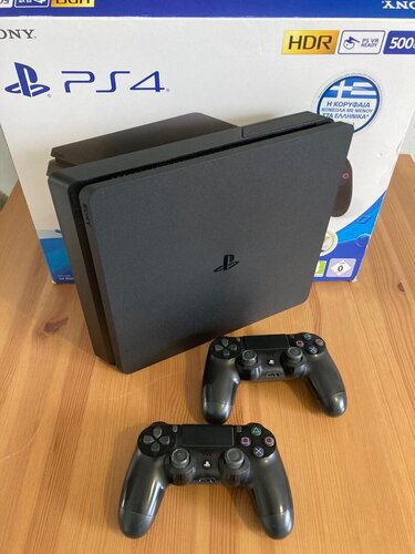 PS4 Console (2 Controllers, Dock Charger, Βαση)