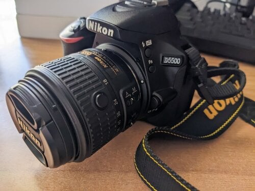 Nikon DSLR D5500 kit 18-55mm VR II
