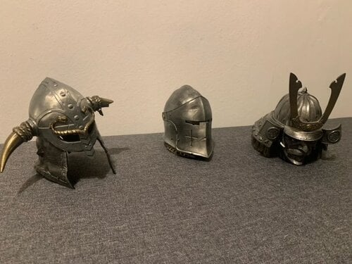 Knight, Viking, Samurai κρανη με απιστευτη λεπτομερεια σε αριστη κατασταση