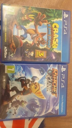 PS4 CRASH NSANE TRILOGY +RATCHET AND CLANK