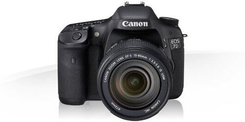 Περισσότερες πληροφορίες για "Canon EOS 7D + EF-S 17-55mm"
