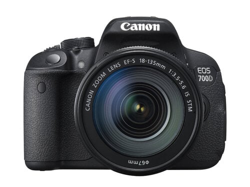 Περισσότερες πληροφορίες για "Canon EOS 700D + EF-S 18-135mm"