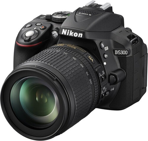 Περισσότερες πληροφορίες για "Nikon D5300 + AF-S DX NIKKOR 18-105mm"