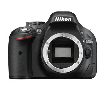 Περισσότερες πληροφορίες για "Nikon D5200 + AF-S DX 18-140mm"