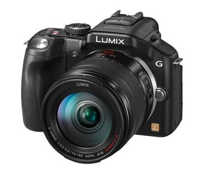 Περισσότερες πληροφορίες για "Panasonic Lumix DMC-G5 + G VARIO HD 14-140mm"