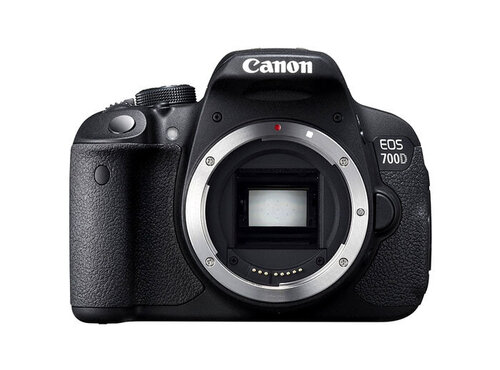 Περισσότερες πληροφορίες για "Canon EOS 700D + EF-S 18-55mm EF 75-300mm"
