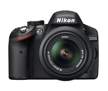 Περισσότερες πληροφορίες για "Nikon D3200 + 16-85 VR 70-300 SD 4GB"