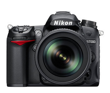 Περισσότερες πληροφορίες για "Nikon D7000 + SIGMA 17-70 70-300 DG APO MACRO"