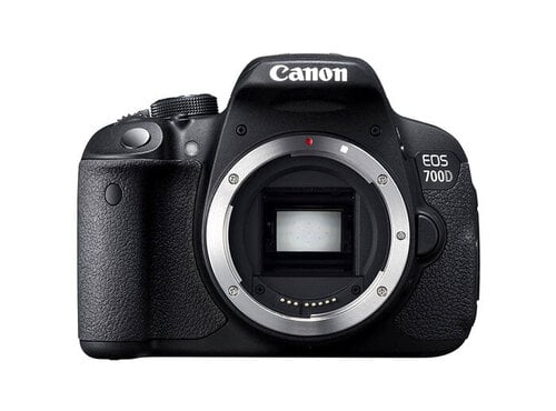 Περισσότερες πληροφορίες για "Canon EOS 700D + EF-S 18-135mm f/3.5-5.6 IS STM AF 70-300mm F/4-5.6 Di LD"