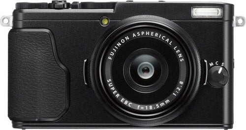 Περισσότερες πληροφορίες για "Fujifilm FinePix X70"