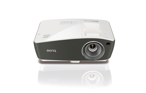 Περισσότερες πληροφορίες για "Benq TH670 (DLP/Full HD/3000ANSI Lumens)"