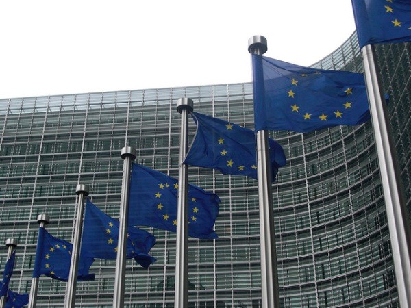 Η Ευρωπαϊκή Επιτροπή χρησιμοποιεί φάσμα του 3G για LTE δίκτυα