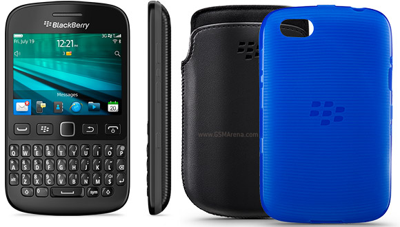 BlackBerry 9720 με QWERTY πληκτρολόγιο και σχεδιασμό από τα παλιά