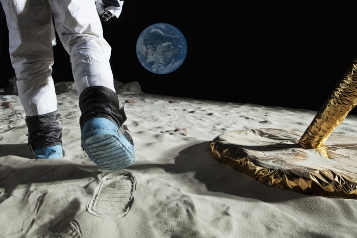 H Ιαπωνία θέλει να στείλει άνθρωπο στο Φεγγάρι πριν την Κίνα