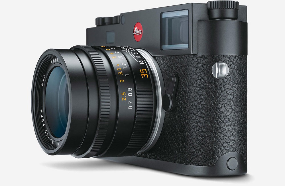 Η νέα full-frame Leica M10 ενσωματώνει μοντέρνα χαρακτηριστικά και έχει τις διαστάσεις της κλασικής M7