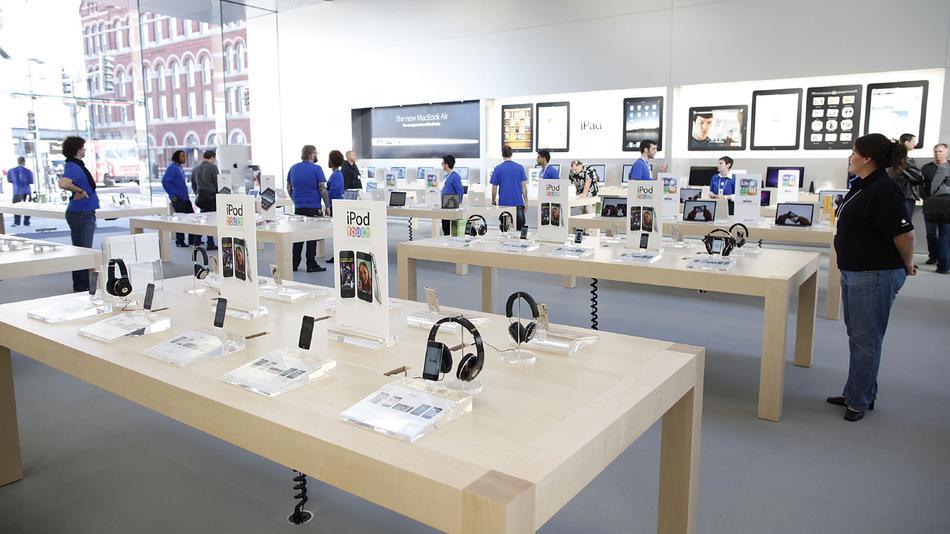Apple: Εμπορικός συμβιβασμός για τη λειτουργία των Apple Stores στην Ινδία