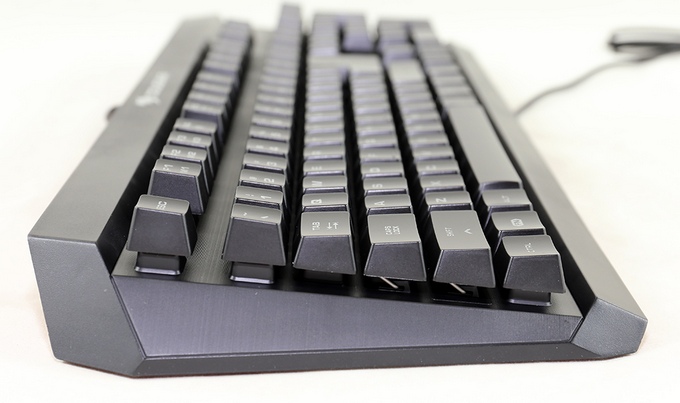 Cougar 450K Keyboard Review