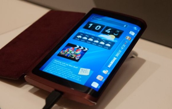 Smartphone με κυρτή οθόνη αναμένεται να παρουσιάσει τον Οκτώβριο η Samsung