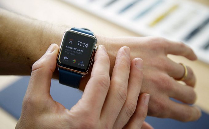 Το νέο Apple Watch θα είναι συμβατό με δίκτυα 4G LTE