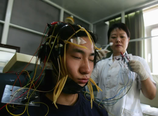 Καταργούνται τα βασανιστήρια στην Κίνα όσων είναι εξαρτημένοι από το Internet