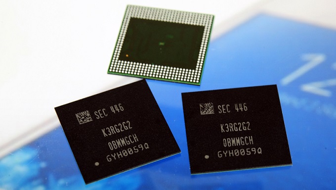 Η Samsung ξεκίνησε την παραγωγή 8 gigabit (Gb) LPDDR4 DRAM chips. Με 4GB RAM τα high-end κινητά το 2015