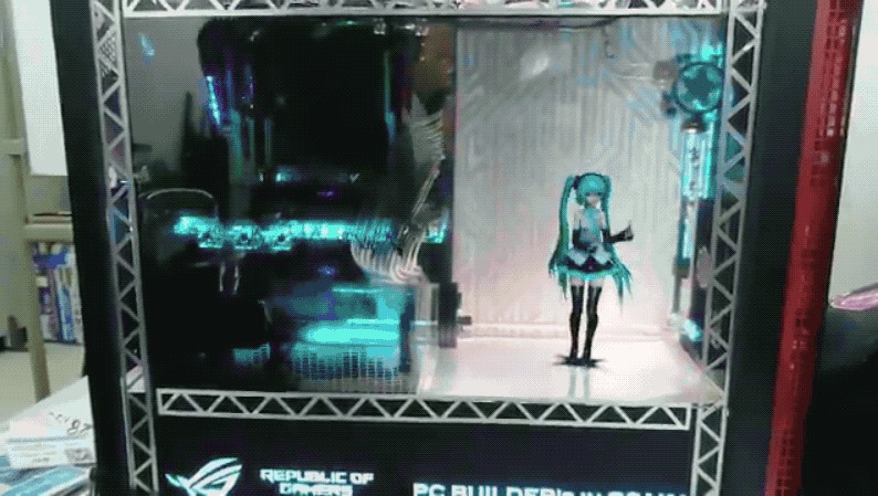 H Hatsune Miku μας... δείχνει το μέλλον στα PC case mods