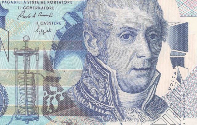 Σαν σήμερα [19/02/1745]: Γεννιέται ο εφευρέτης της μπαταρίας, Alessandro Volta
