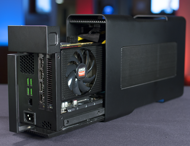 Η AMD ανακοίνωσε την τεχνολογία AMD XConnect μαζί με τις Razer και Intel