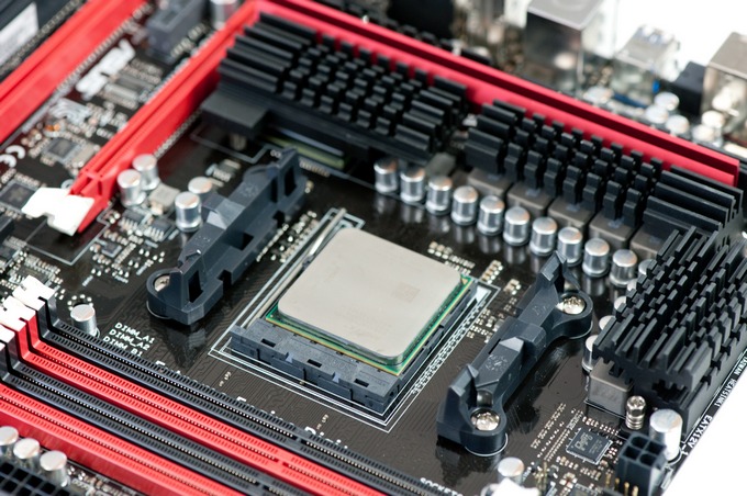 Μήνυση κατά της AMD για ψευδείς δηλώσεις αναφορικά με τον αριθμό των πυρήνων στους επεξεργαστές Bulldozer