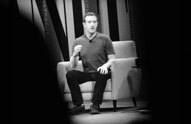 Ο Mark Zuckerberg απαντά στην κριτική που του ασκείται για τη φιλανθρωπική του δράση