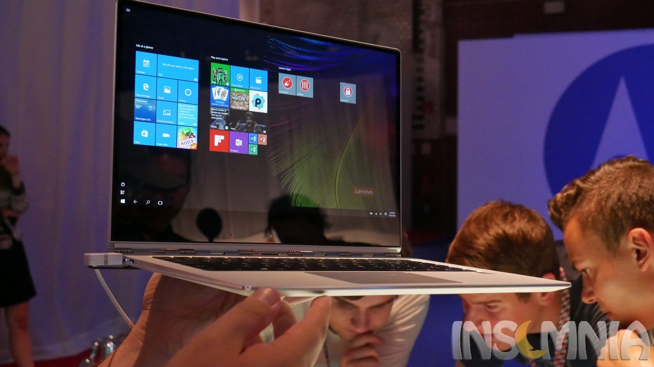 Lenovo Yoga 910 ultrabook με οθόνη edge-to-edge [Video]